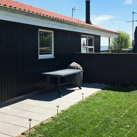 6 Person In R Nde Holiday home Ronde