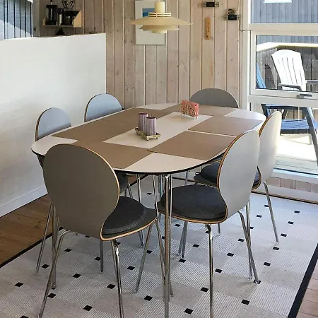 6 Person In R Nde Holiday home Ronde