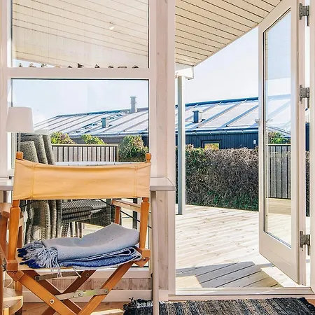 Holiday home 6 Person In R Nde Ronde