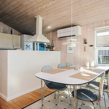 Holiday home 6 Person In R Nde