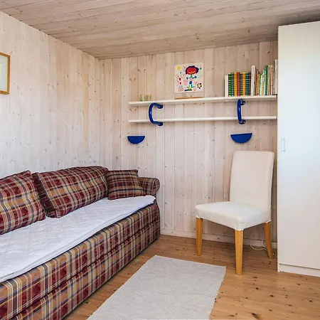 6 Person In R Nde Rønde