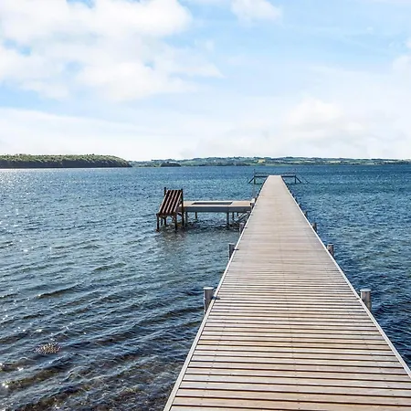 6 Person In R Nde Tatil Evi Rønde