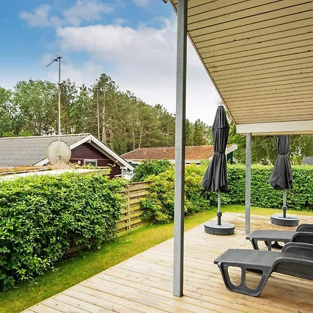 6 Person In Ronde-by Traum Vakantiehuis Rønde