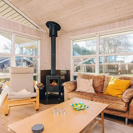 6 Person In Ronde-by Traum Vakantiehuis Rønde