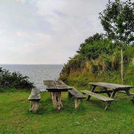 6 Person In Ronde-by Traum * Rønde